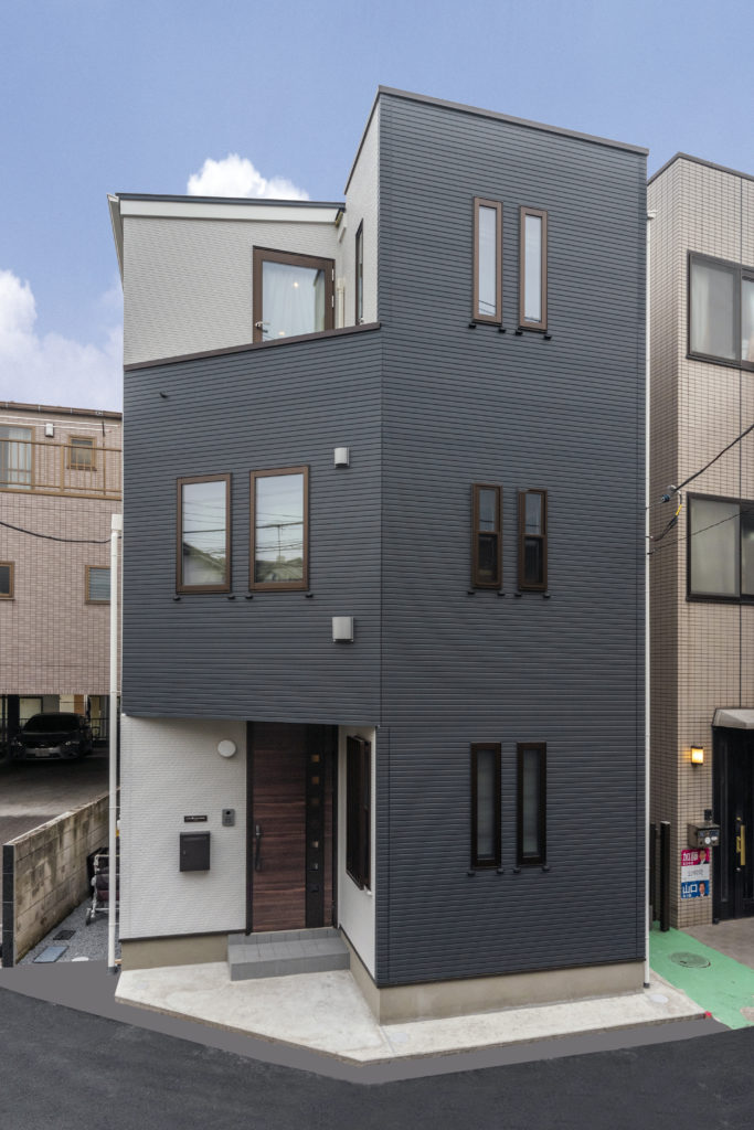 スタイリッシュな外観と安心の耐震構造の3階建て住宅　墨田区