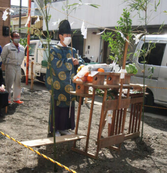 地鎮祭　神主様